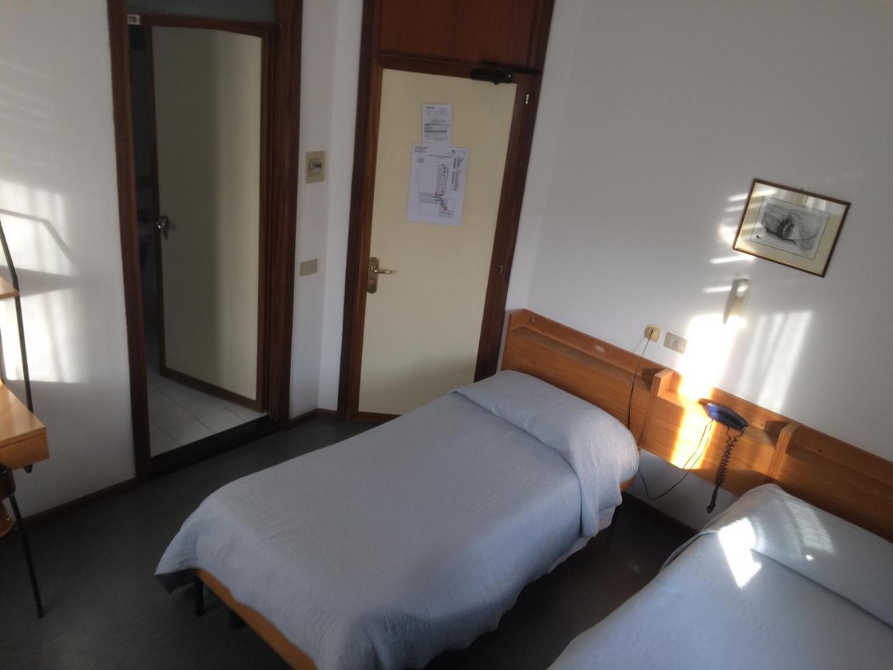 Casa Per Ferie Al Centro Hotel เบลลูโน ภายนอก รูปภาพ